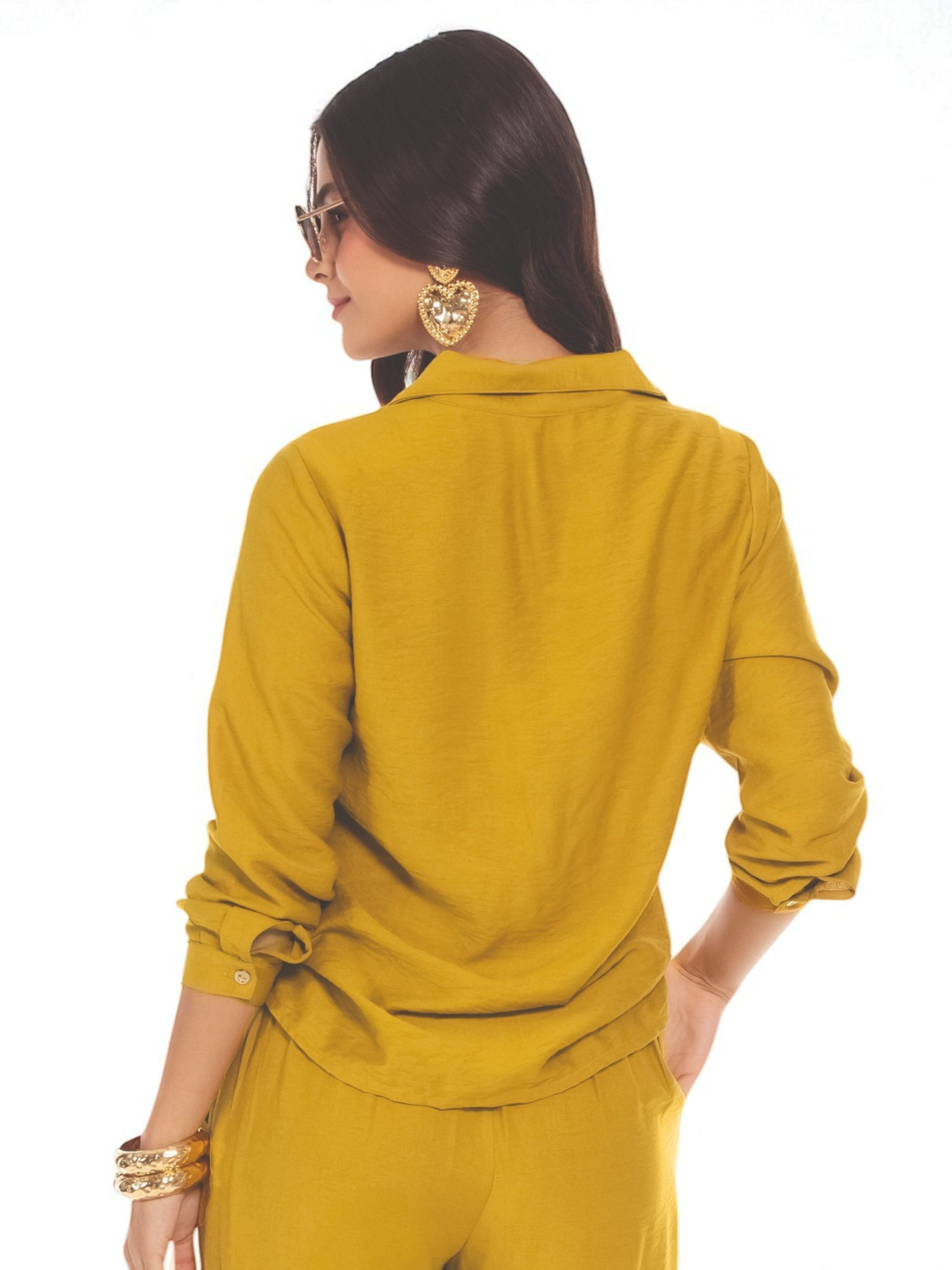 Blusa Femenina Mostaza con Botones